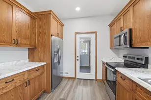 219 S Cedar St, Belle Plaine, MN 56011 - Photo 15