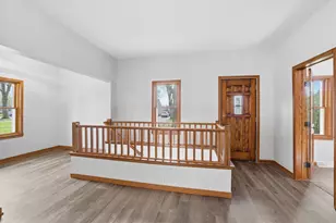 219 S Cedar St, Belle Plaine, MN 56011 - Photo 7
