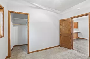 219 S Cedar St, Belle Plaine, MN 56011 - Photo 11