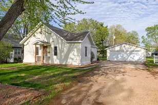 219 S Cedar St, Belle Plaine, MN 56011 - Photo 27