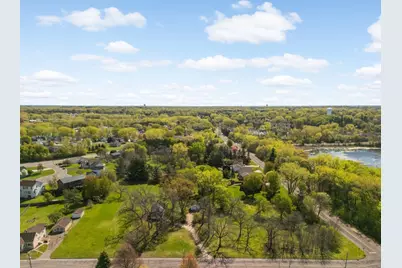 1240 McKnight Road N, Maplewood, MN 55119 - Photo 33