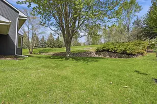 11215 Kenora Way, Lakeville, MN 55044 - Photo 33