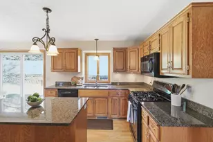 11215 Kenora Way, Lakeville, MN 55044 - Photo 7