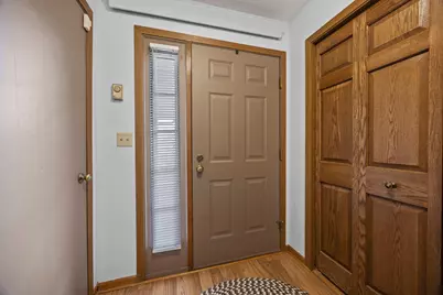 1221 Bradford Street SE, Hutchinson, MN 55350 - Photo 5
