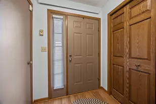 1221 Bradford St SE, Hutchinson, MN 55350 - Photo 5