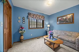 1221 Bradford St SE, Hutchinson, MN 55350 - Photo 19