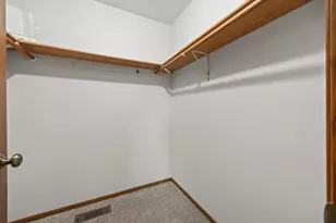 1221 Bradford St SE, Hutchinson, MN 55350 - Photo 17