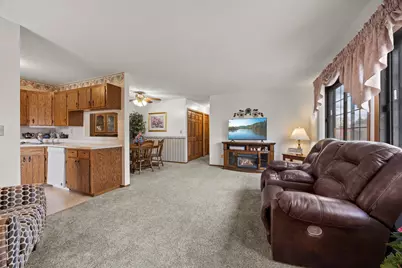1221 Bradford Street SE, Hutchinson, MN 55350 - Photo 7