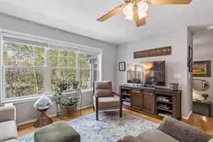 1649 Arona St, Falcon Heights, MN 55108 - Photo 9