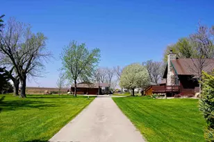 2103 Redwing Ave, Sibley, IA 51249 - Photo 11