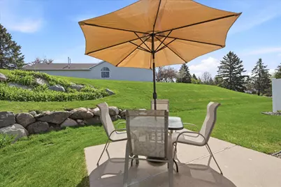 2885 Jordan Drive, Woodbury, MN 55125 - Photo 13