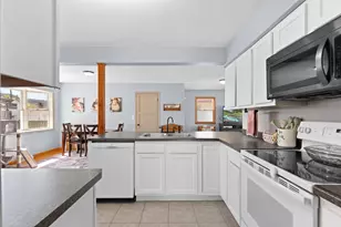 625 E Mark St, Winona, MN 55987 - Photo 9