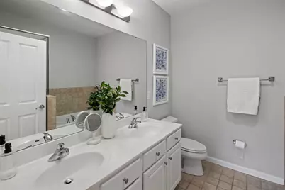 553 S 10th Street, Minneapolis, MN 55404 - Photo 19