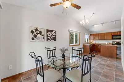 13955 Yosemite Court, Savage, MN 55378 - Photo 11