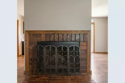 8446 Sumter Circle N, Brooklyn Park, MN 55445 - Photo 3