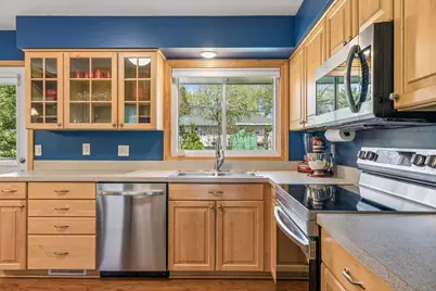 8116 28th Avenue N, New Hope, MN 55427 - Photo 13
