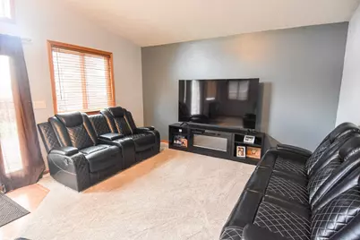 612 Cherry Road, Thief River Falls, MN 56701 - Photo 21
