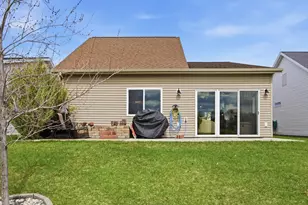 2817 35th St S, Moorhead, MN 56560 - Photo 25