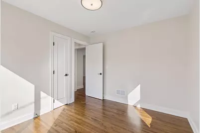 2520 Lynn Avenue S, Saint Louis Park, MN 55416 - Photo 13