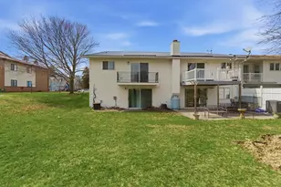 916 Armstrong Blvd N, Saint James, MN 56081 - Photo 5