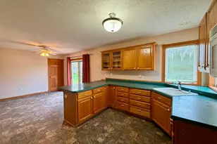 401 17th St W, Glencoe, MN 55336 - Photo 7