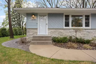 5045 Red Oak Dr, Mounds View, MN 55112 - Photo 3