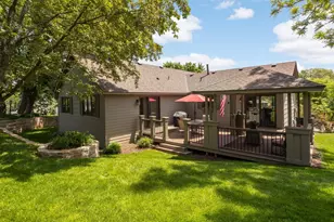 1255 Doe Cir, White Bear Lake, MN 55110 - Photo 33