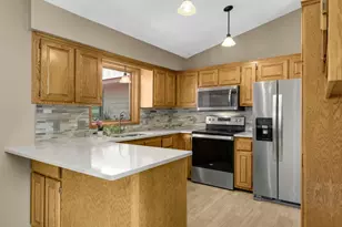 1255 Doe Cir, White Bear Lake, MN 55110 - Photo 9