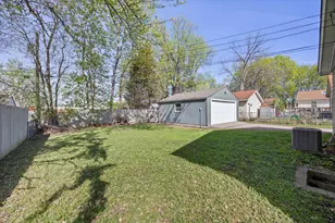 8120 Wentworth Ave S, Bloomington, MN 55420 - Photo 13