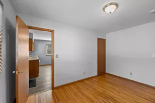 8120 Wentworth Ave S, Bloomington, MN 55420 - Photo 39