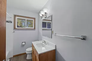 8120 Wentworth Ave S, Bloomington, MN 55420 - Photo 37