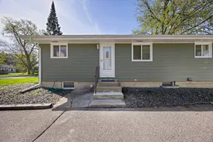8120 Wentworth Ave S, Bloomington, MN 55420 - Photo 11