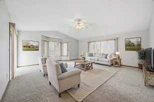 1109 9th St N, Moorhead, MN 56560 - Photo 9