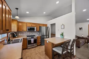 920 W State St, Belle Plaine, MN 56011 - Photo 23