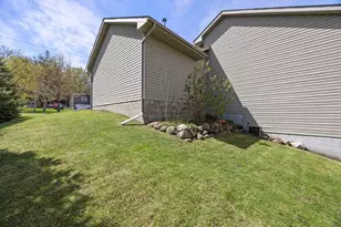 920 W State St, Belle Plaine, MN 56011 - Photo 59