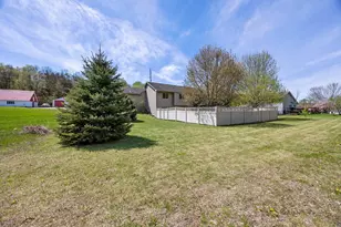920 W State St, Belle Plaine, MN 56011 - Photo 57