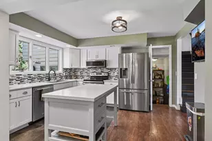 3970 Yorktown Ln N, Plymouth, MN 55441 - Photo 7