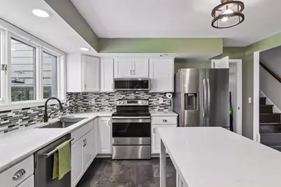 3970 Yorktown Lane N, Plymouth, MN 55441 - Photo 9