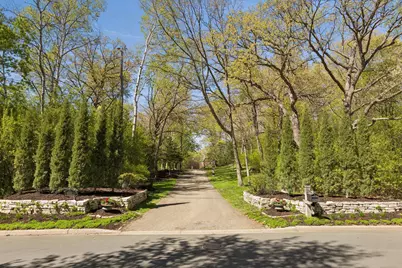 5840 Mount Normandale Drive, Bloomington, MN 55437 - Photo 21