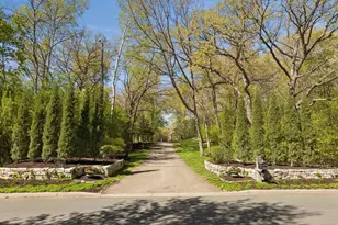5840 Mt Normandale Dr, Bloomington, MN 55437 - Photo 21