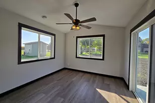 517 Lynch St, Arlington, MN 55307 - Photo 9