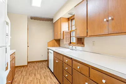555 14th Street NE, Owatonna, MN 55060 - Photo 9