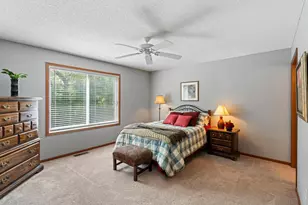 9052 Terra Verde Trail, Eden Prairie, MN 55347 - Photo 13