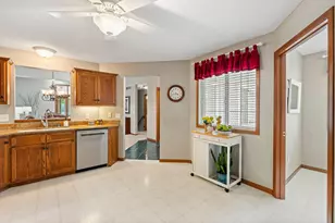 9052 Terra Verde Trail, Eden Prairie, MN 55347 - Photo 11