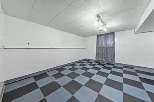 168 10th St SE, Wells, MN 56097 - Photo 25