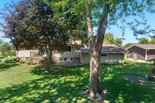 835 Harrington St SW, Hutchinson, MN 55350 - Photo 51