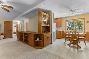 835 Harrington St SW, Hutchinson, MN 55350 - Photo 9