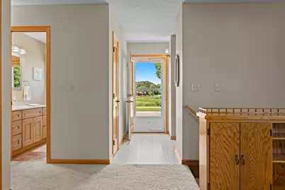 835 Harrington Street SW, Hutchinson, MN 55350 - Photo 5