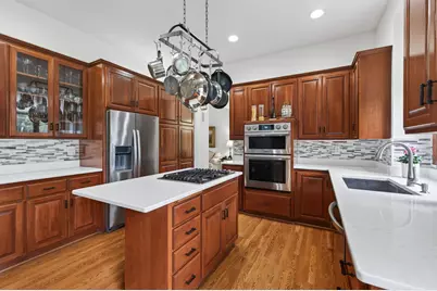 10447 Raleigh Road, Woodbury, MN 55129 - Photo 15
