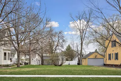 221 11th Avenue N, Hopkins, MN 55343 - Photo 49